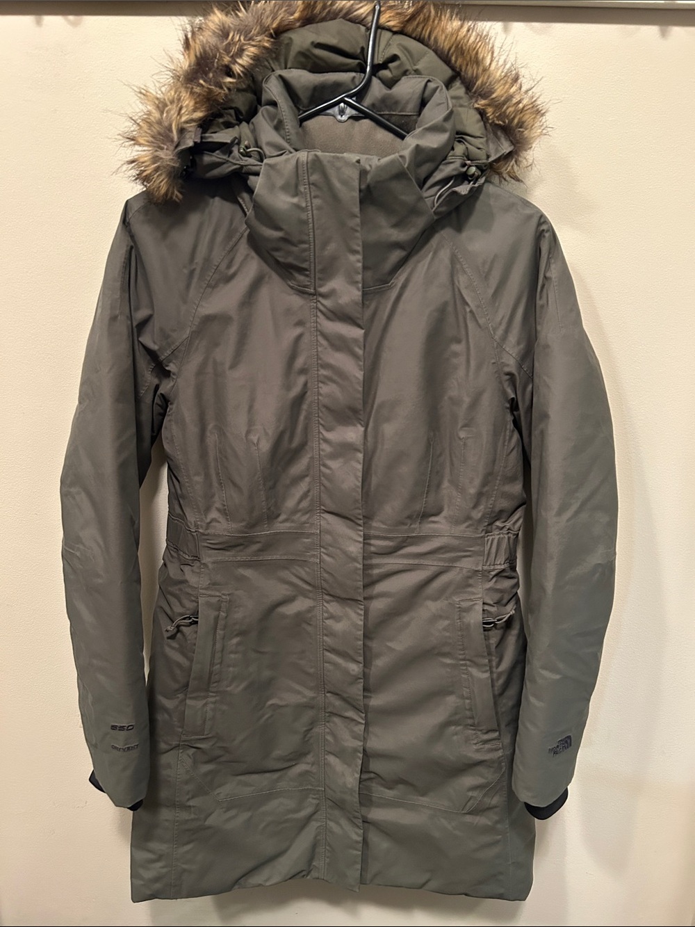 The North Face Green Women's Faux Fur Hooded Insulated Parka